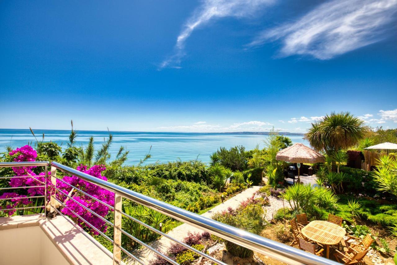 Residenze Longhi Bed & Breakfast Vasto Exterior foto