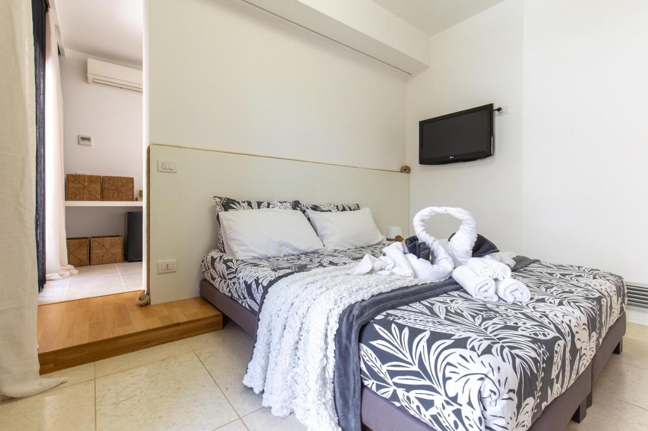 Residenze Longhi Bed & Breakfast Vasto Exterior foto